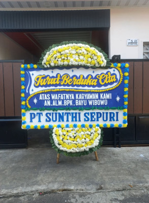 Papan Bunga Duka di Lamaran