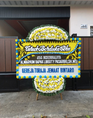 Papan Bunga Duka di Lamaran