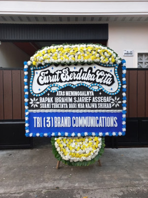Papan Bunga Duka di Lamaran